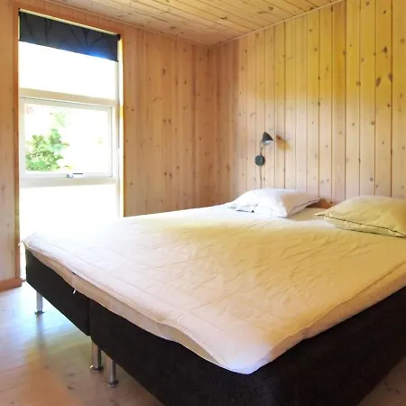 Swale - 500m From The Sea In Djursland And Mols By Interhome Holiday home *